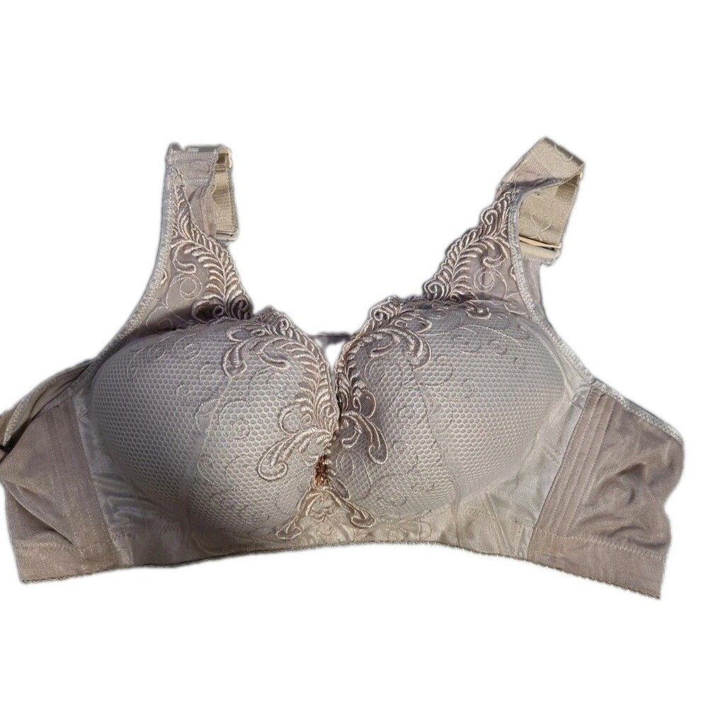 Newchic Lace Full Coverage Bra Nude Embroidered Wireless Support Size 50/115 GUC